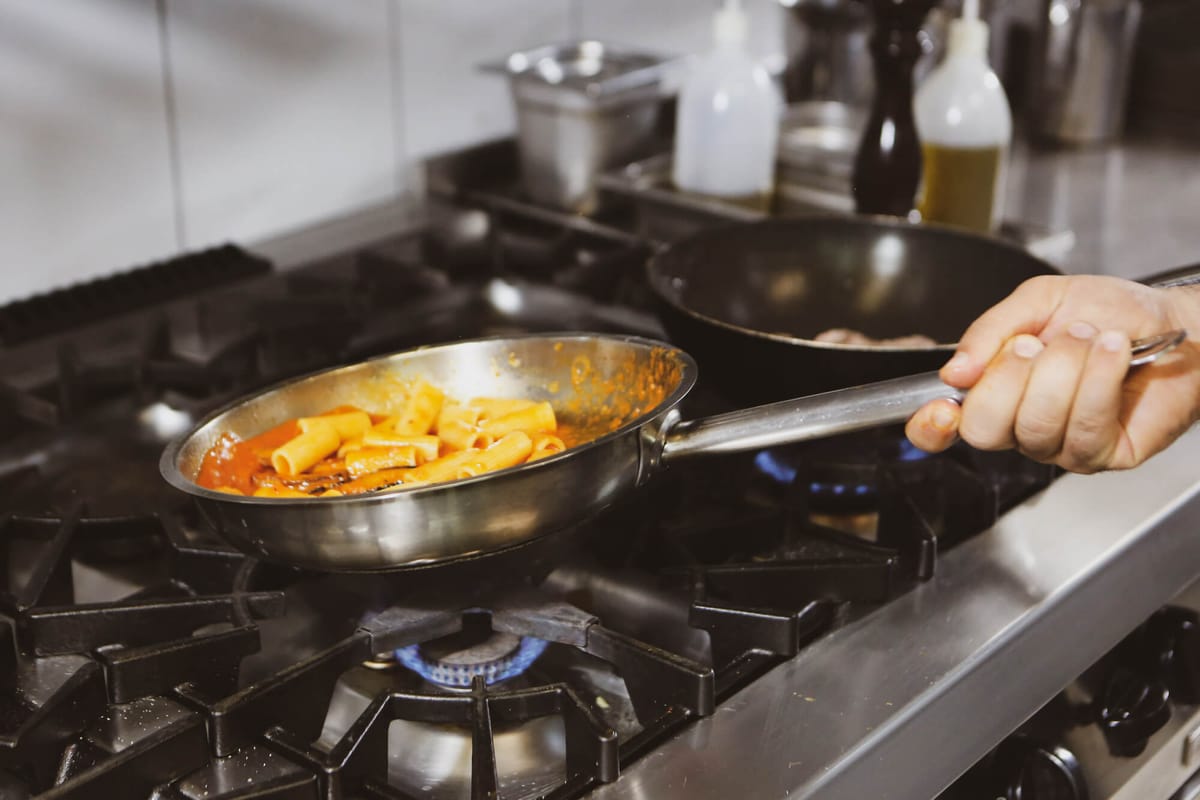 Gas Stove Cooking: Advanced Techniques with Frying Pans