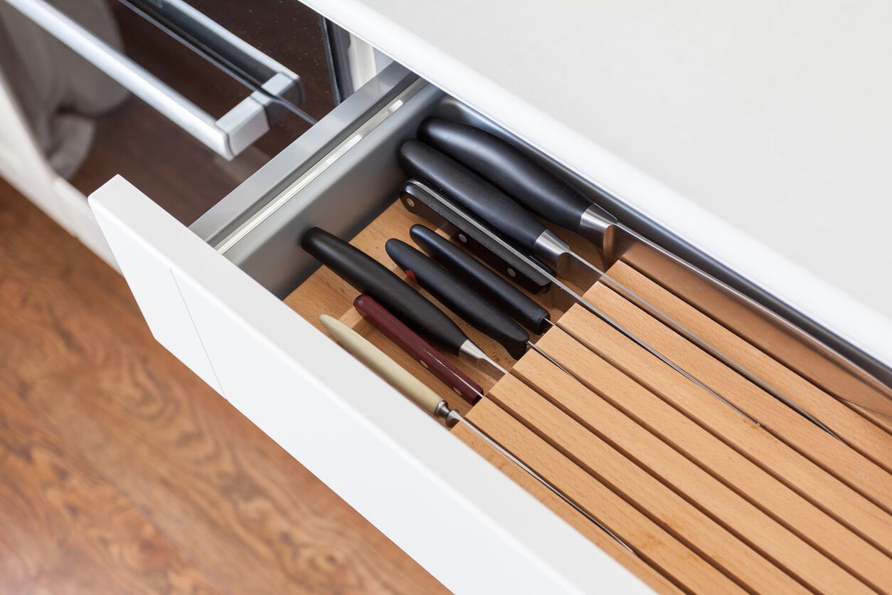 Choosing Your Knife Storage Solution Drawer Edition   IStock 502070888 2 